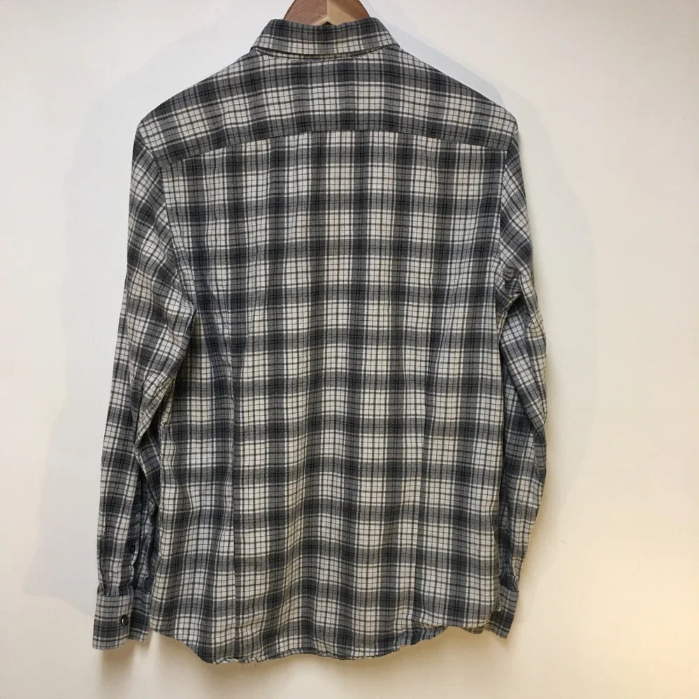 Banana Republic Button Down Shirt Mens Medium Gray Plaid Slim Fit Preppy Cozy